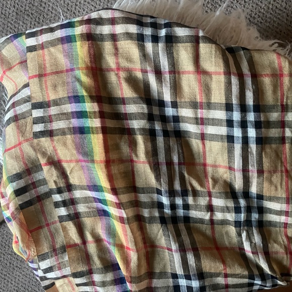 Burberry Lightweight Wool Silk Scarf - PRIDE Checkered print - Picture 2 of 4